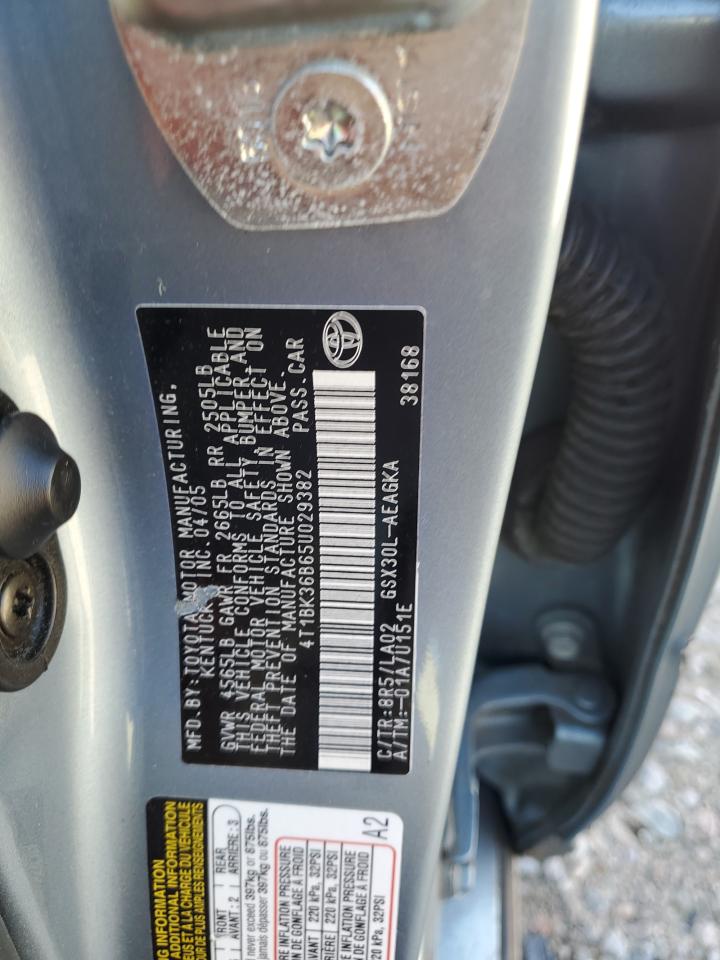 2005 Toyota Avalon - Image 14