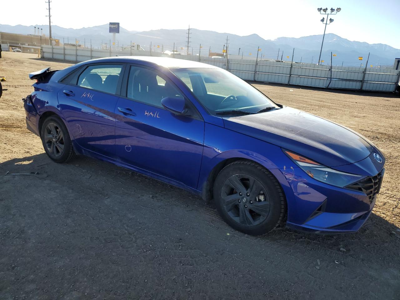 2022 Hyundai Elantra - Image 4