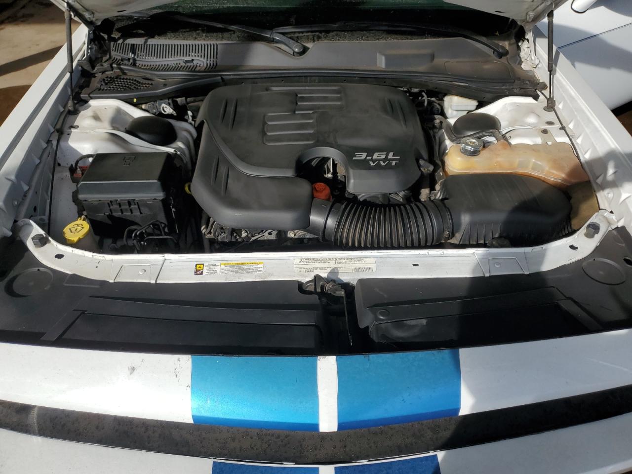 2012 Dodge Challenger - Image 12