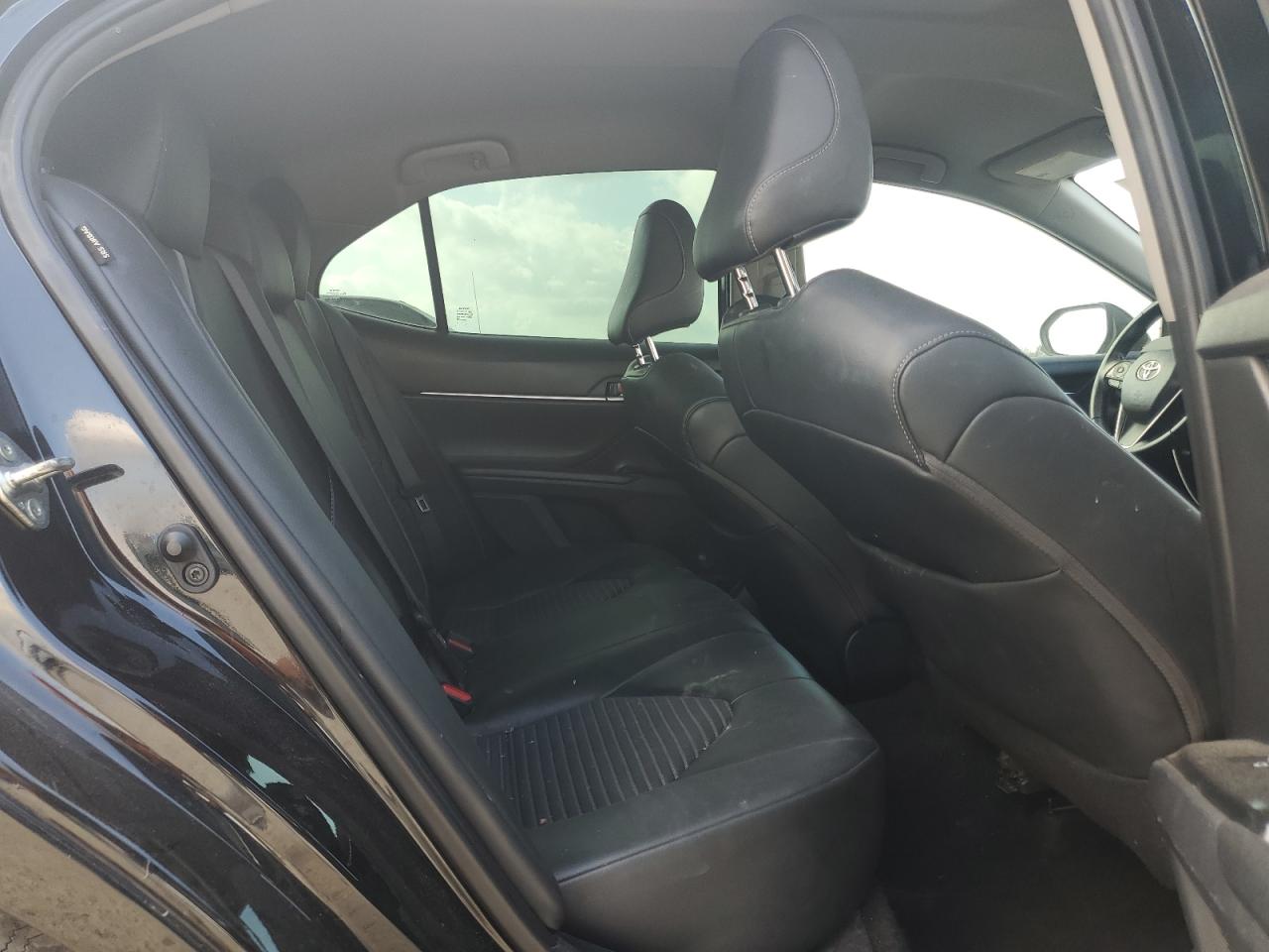 2020 Toyota Camry - Image 10