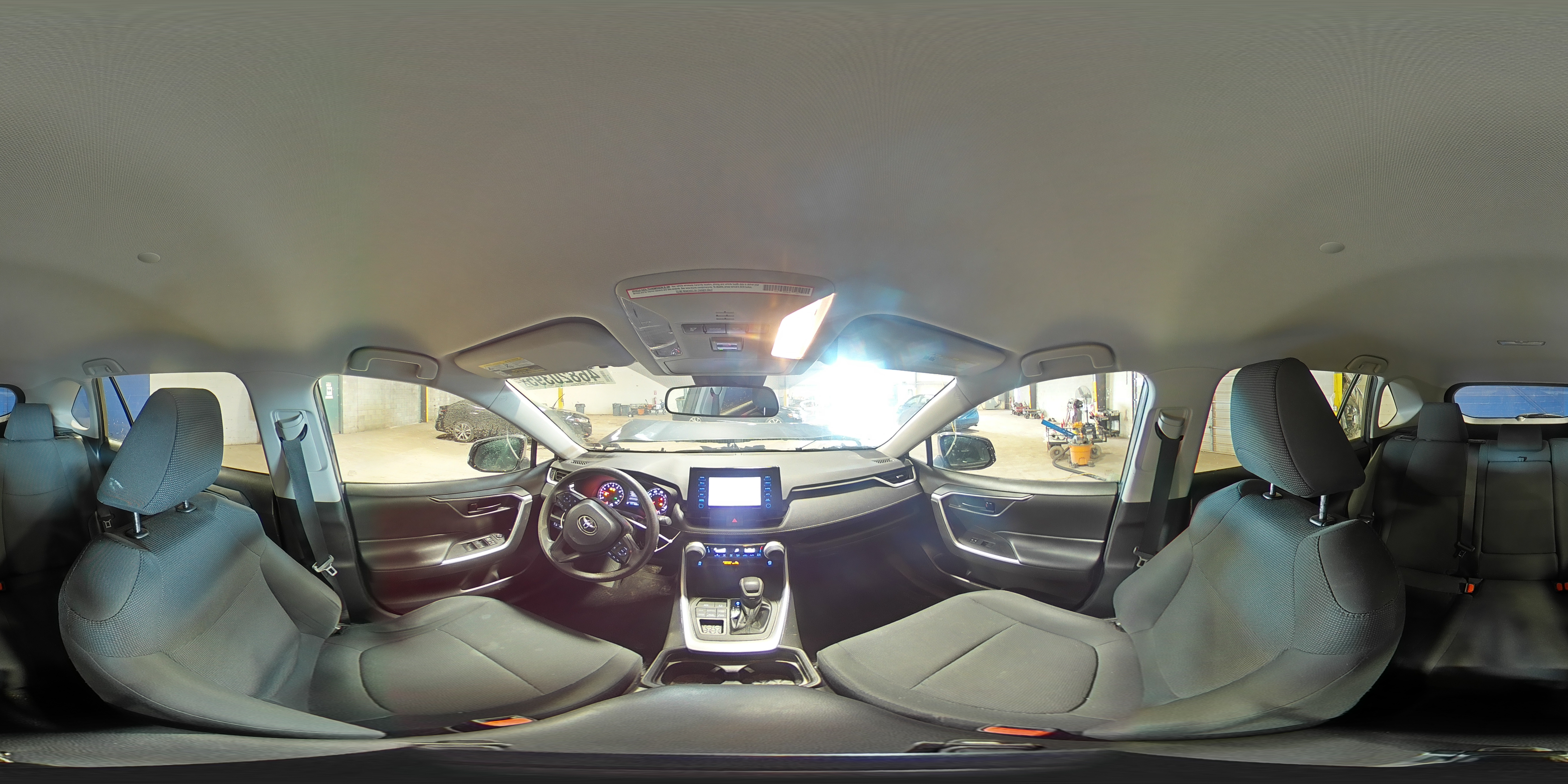 2021 Toyota RAV 4 - Image 16