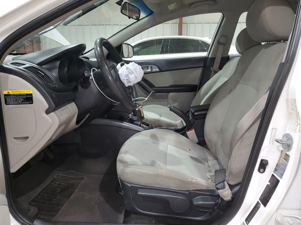 2013 Kia Forte - Image 7