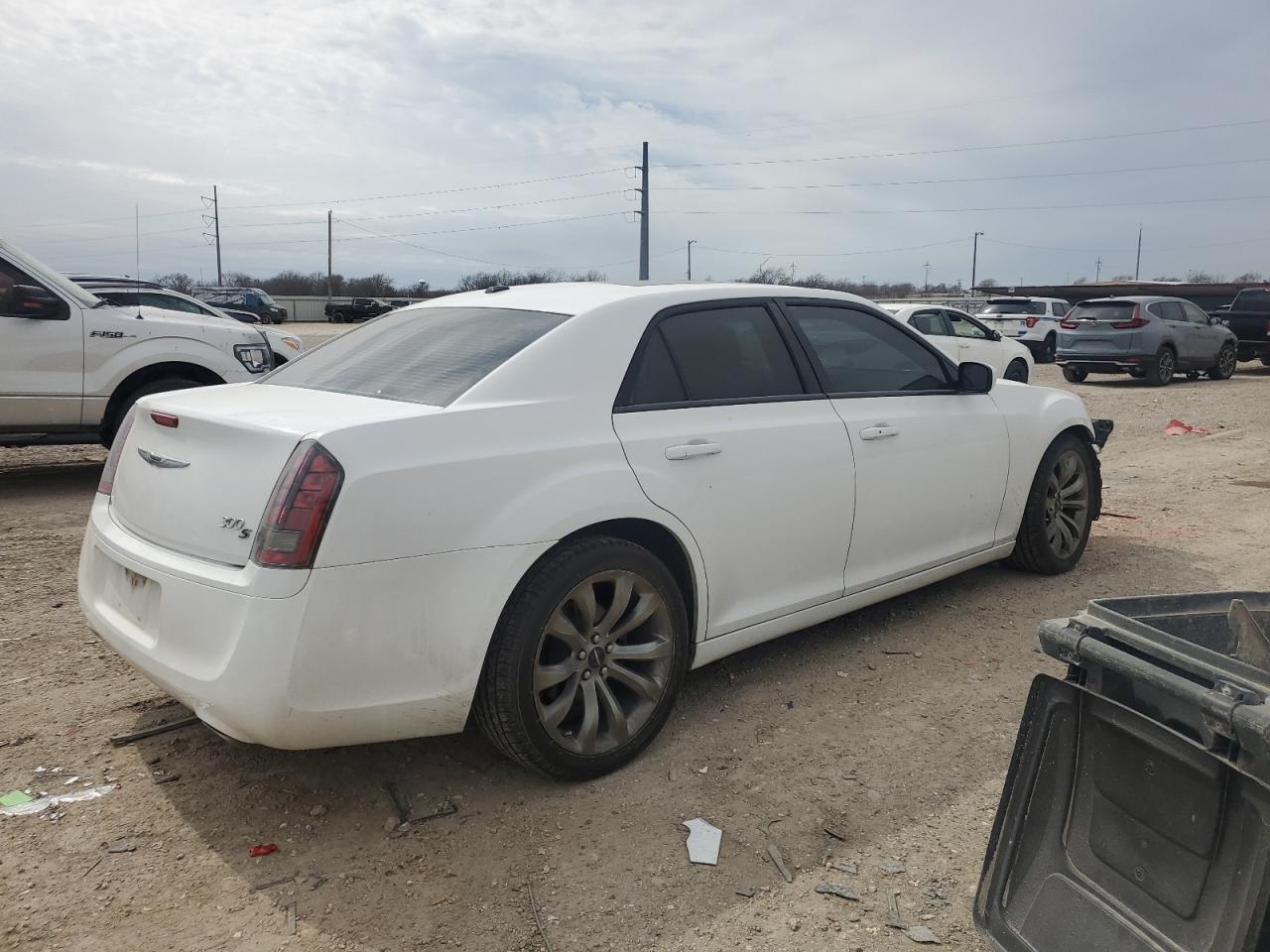 2014 Chrysler 300 - Image 3