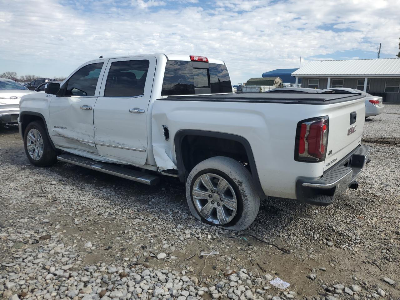 2018 GMC Sierra - Image 2