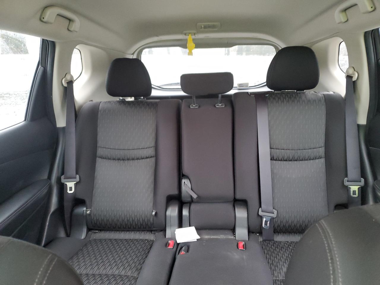 2020 Nissan Rogue - Image 10