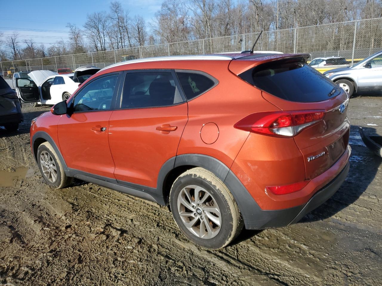 2016 Hyundai Tucson - Image 2