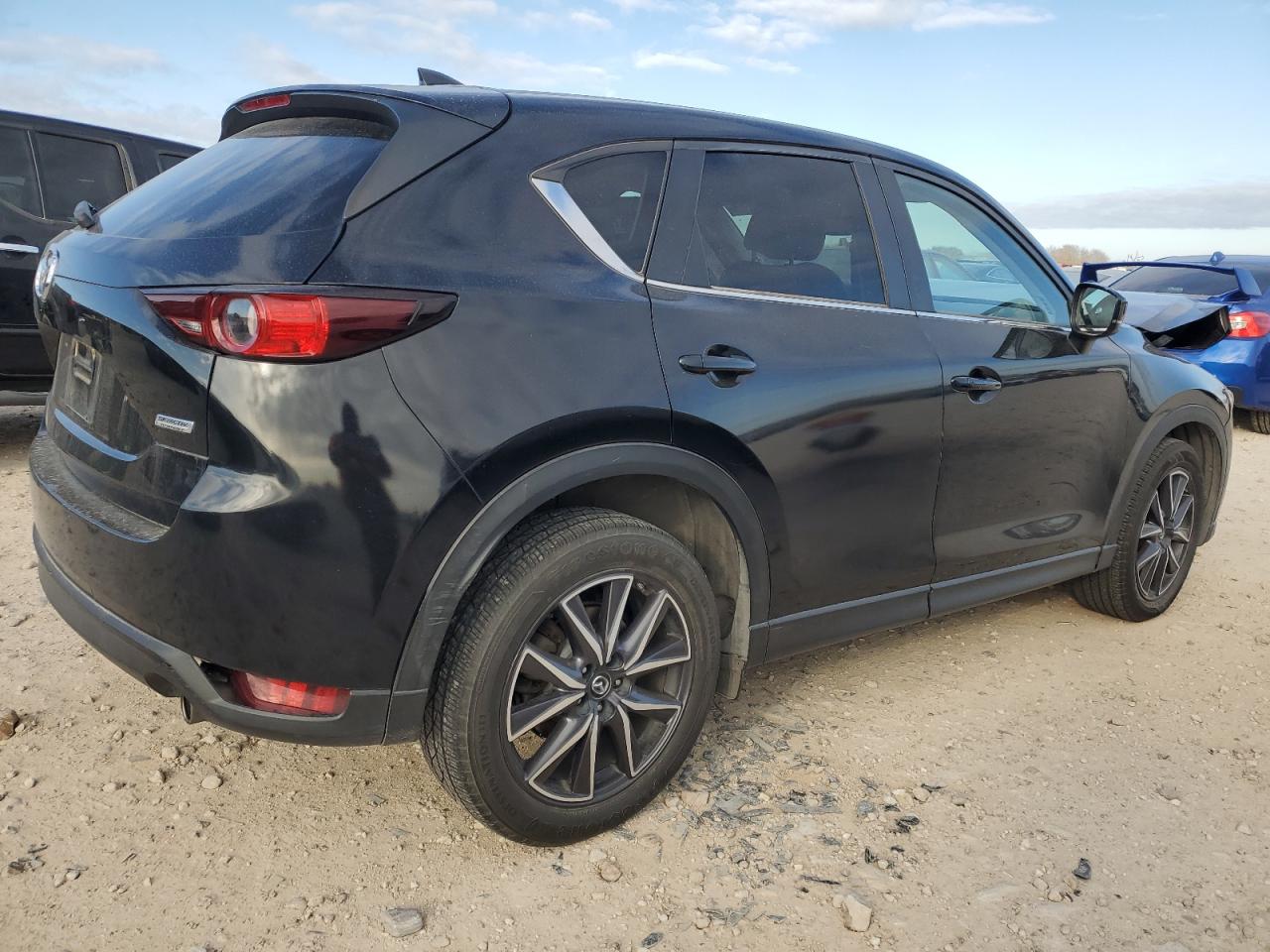 2018 Mazda CX-5 - Image 3
