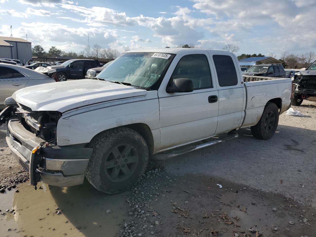 2005 Chevrolet Silverado - Image 1