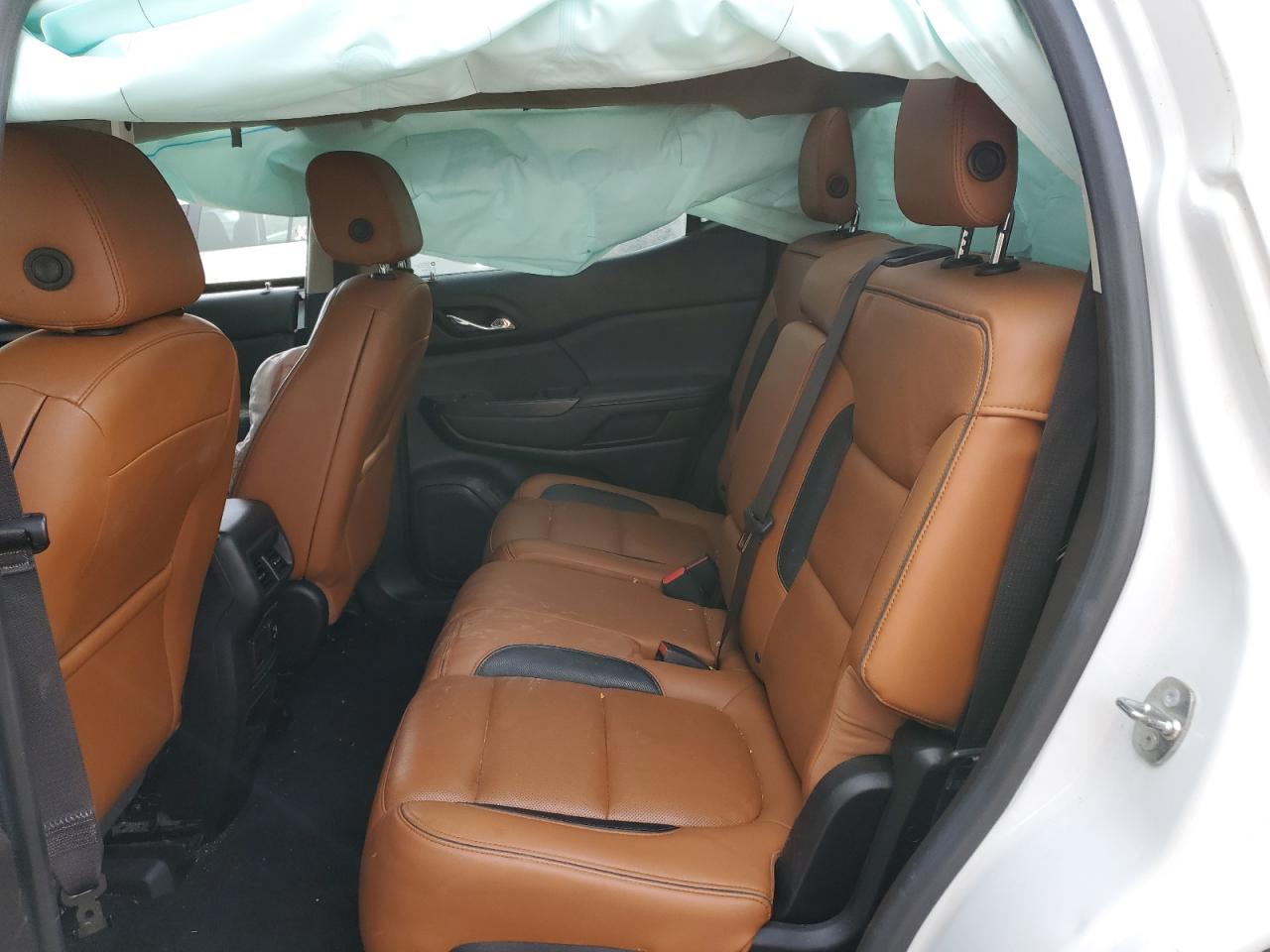 2018 GMC Acadia - Image 12