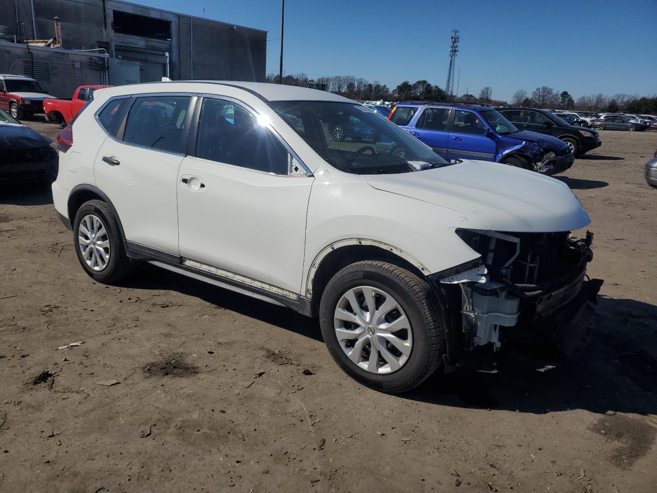 2018 Nissan Rogue - Image 4