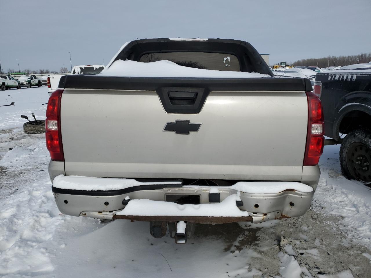 2008 Chevrolet Avalanche - Image 6