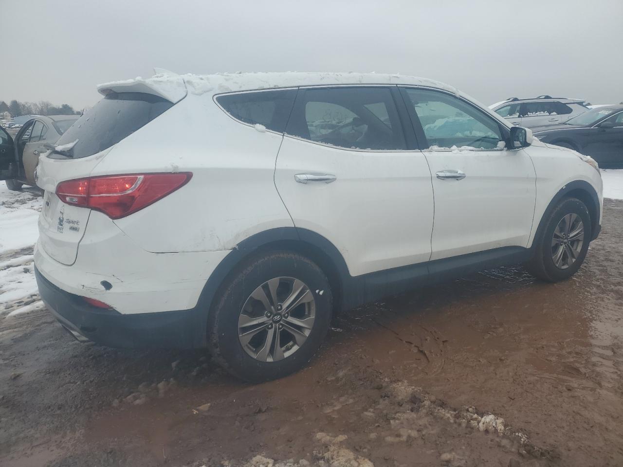 2015 Hyundai Santa Fe - Image 3