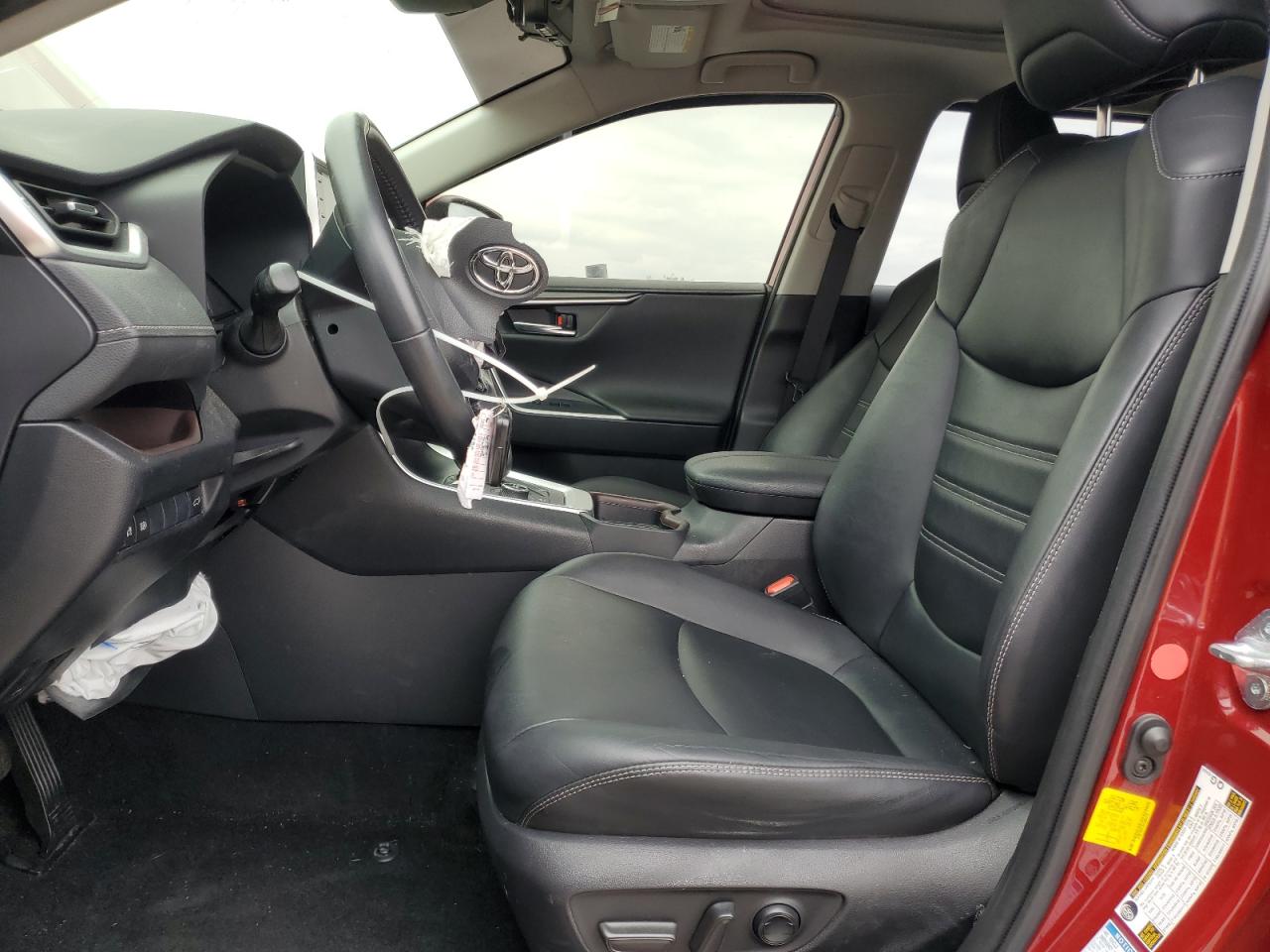 2019 Toyota RAV 4 - Image 7