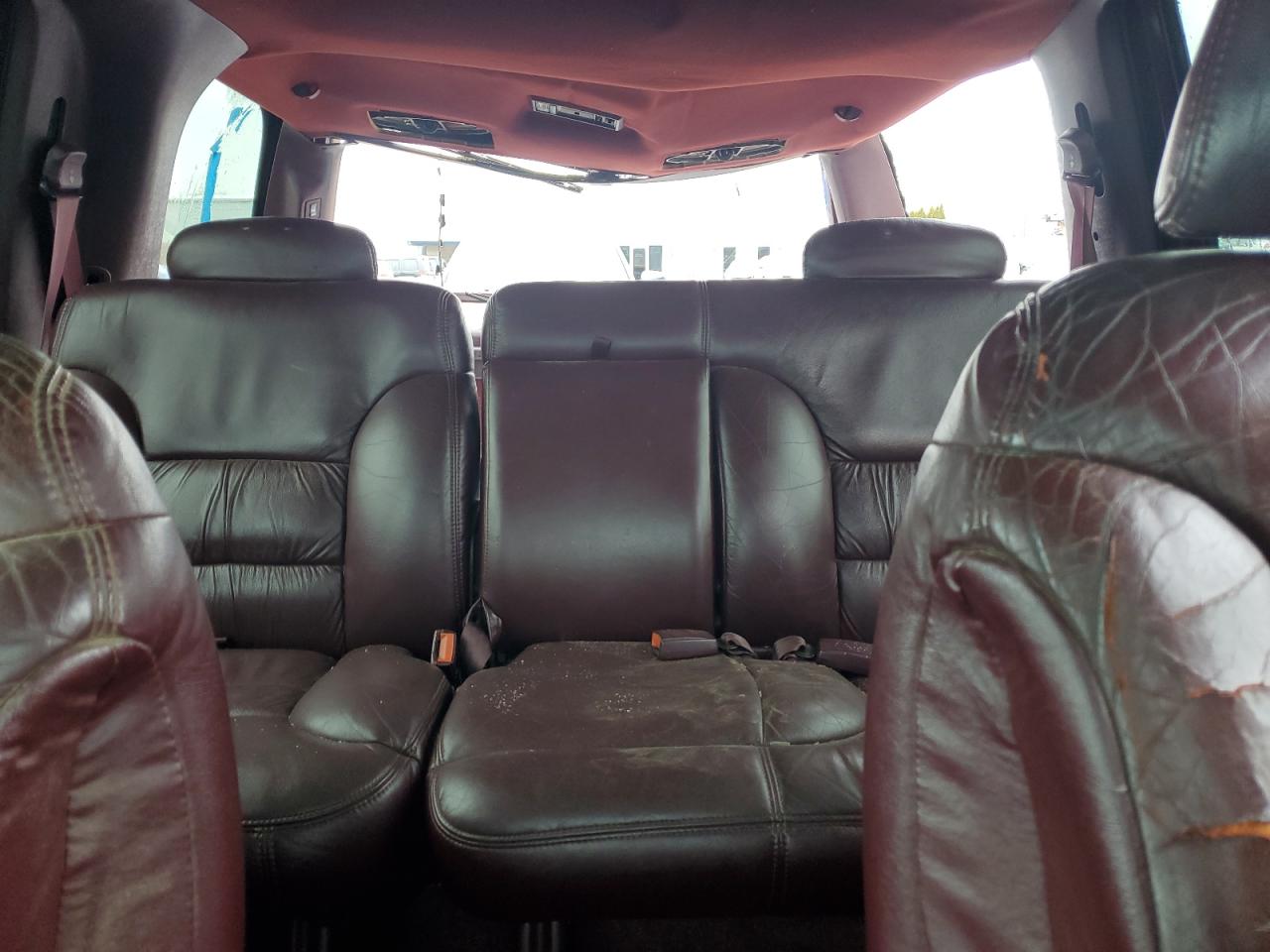 1999 Chevrolet Tahoe - Image 10