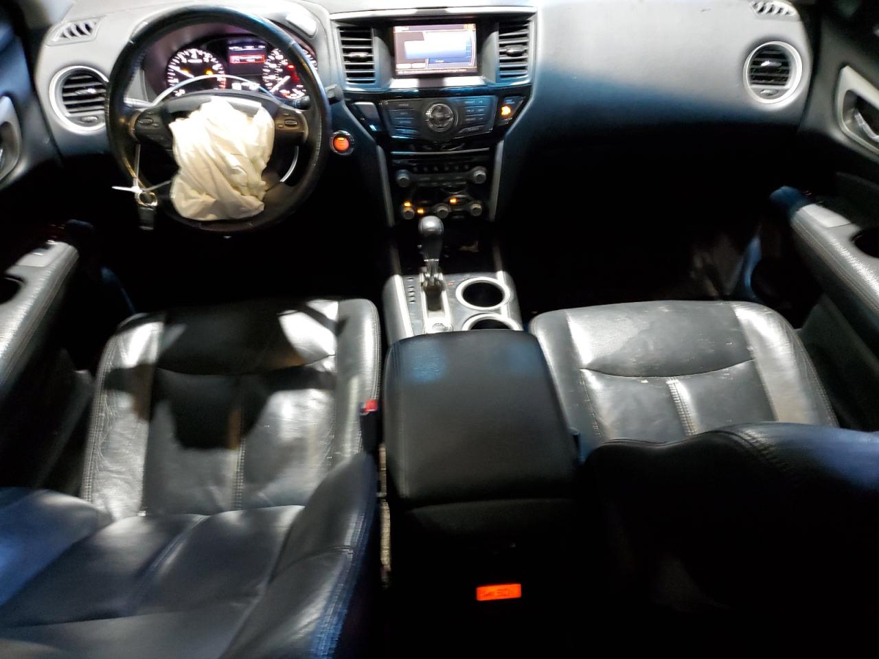 2014 Nissan Pathfinder - Image 8