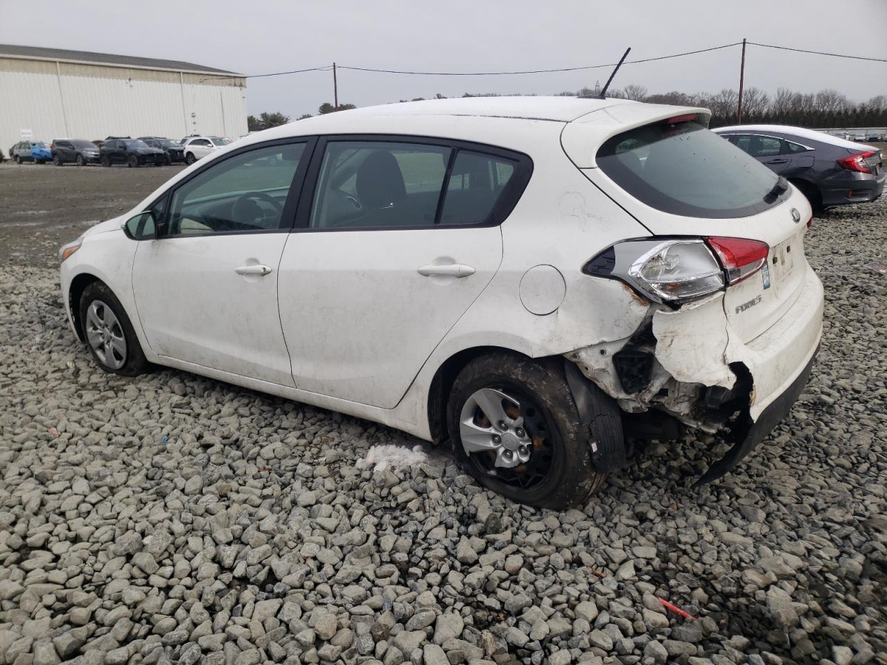 2018 Kia Forte - Image 2