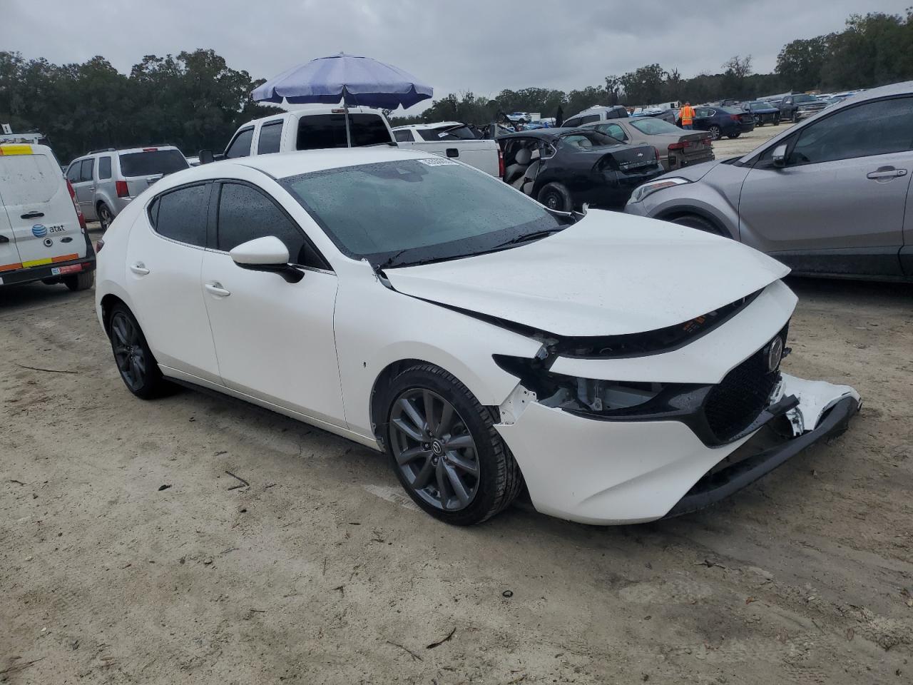 2019 Mazda 3 - Image 4