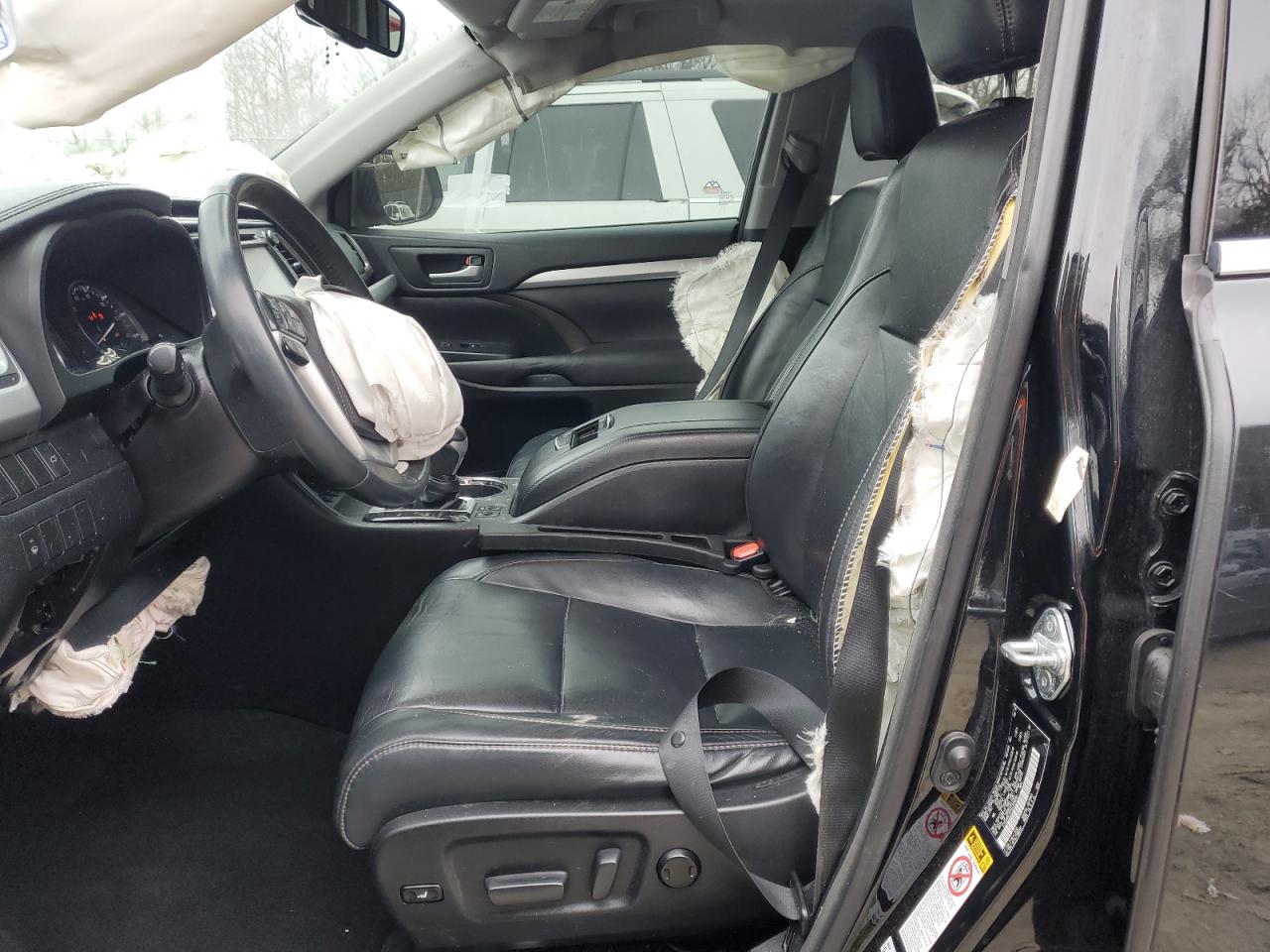 2016 Toyota Highlander - Image 7