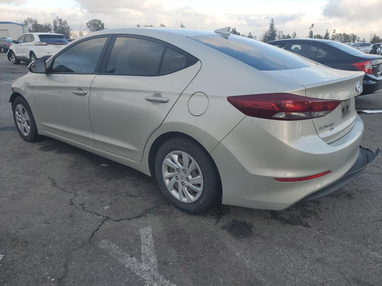2017 Hyundai Elantra - Image 2