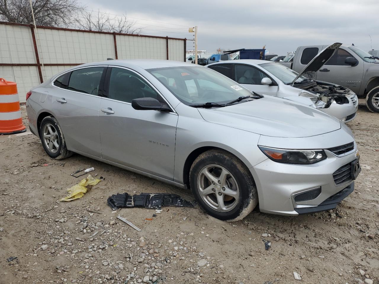 2018 Chevrolet Malibu - Image 4