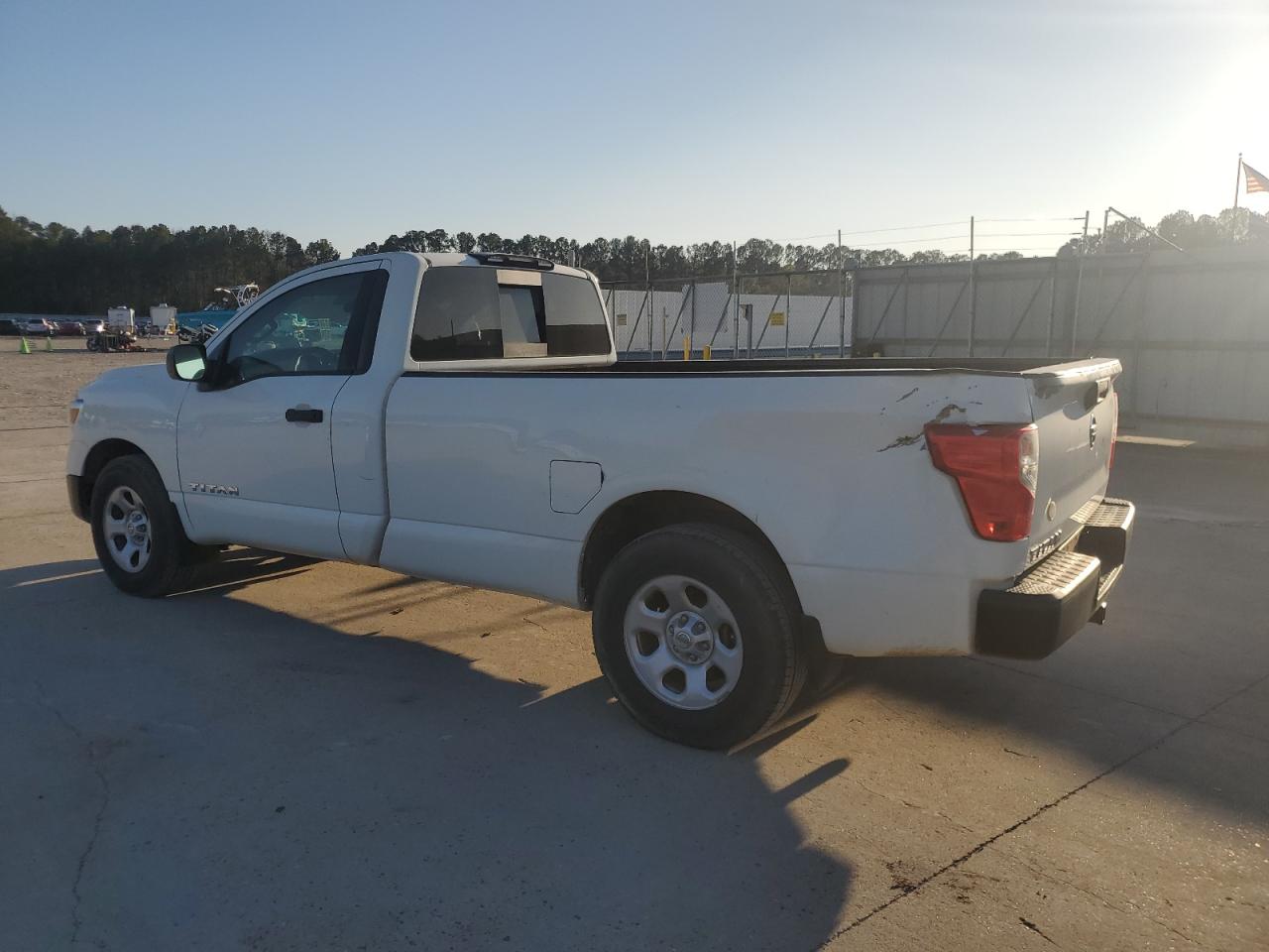 2017 Nissan Titan - Image 2