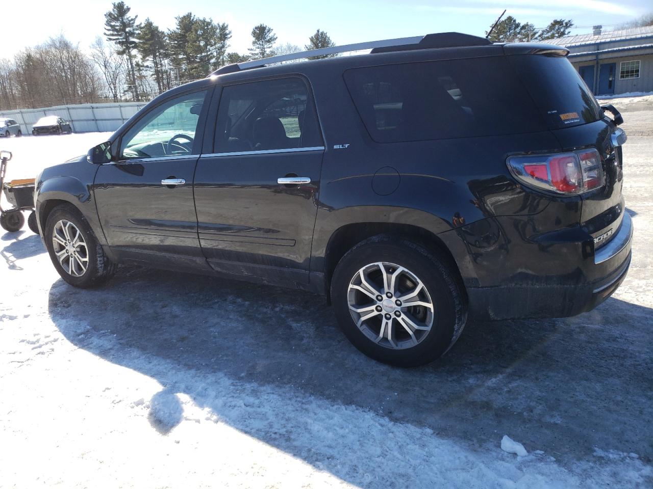 2014 GMC Acadia - Image 2