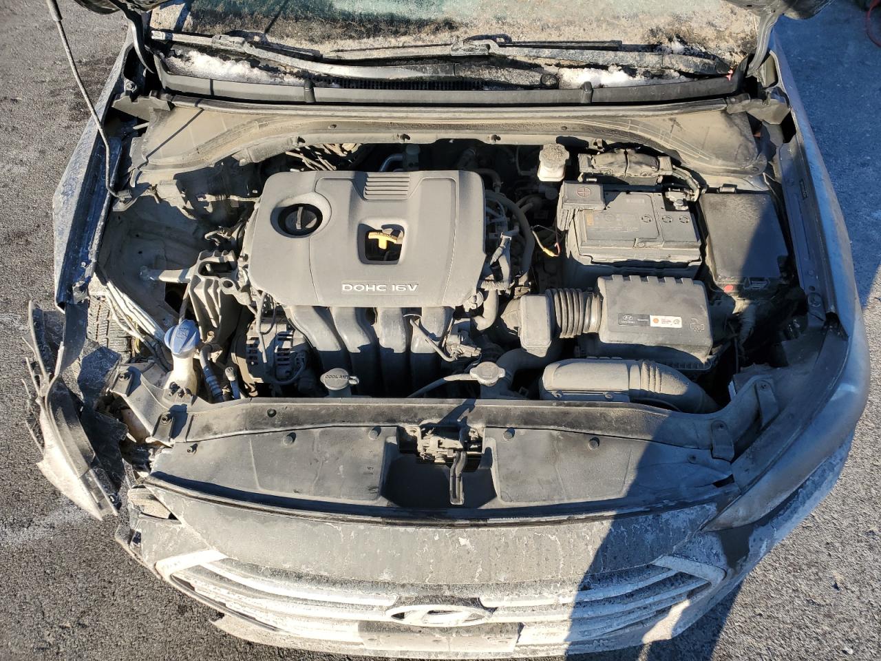 2018 Hyundai Elantra - Image 11