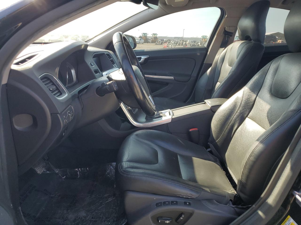 2016 Volvo S60 - Image 7