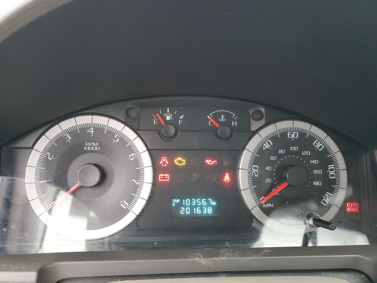 2008 Ford Escape - Image 9