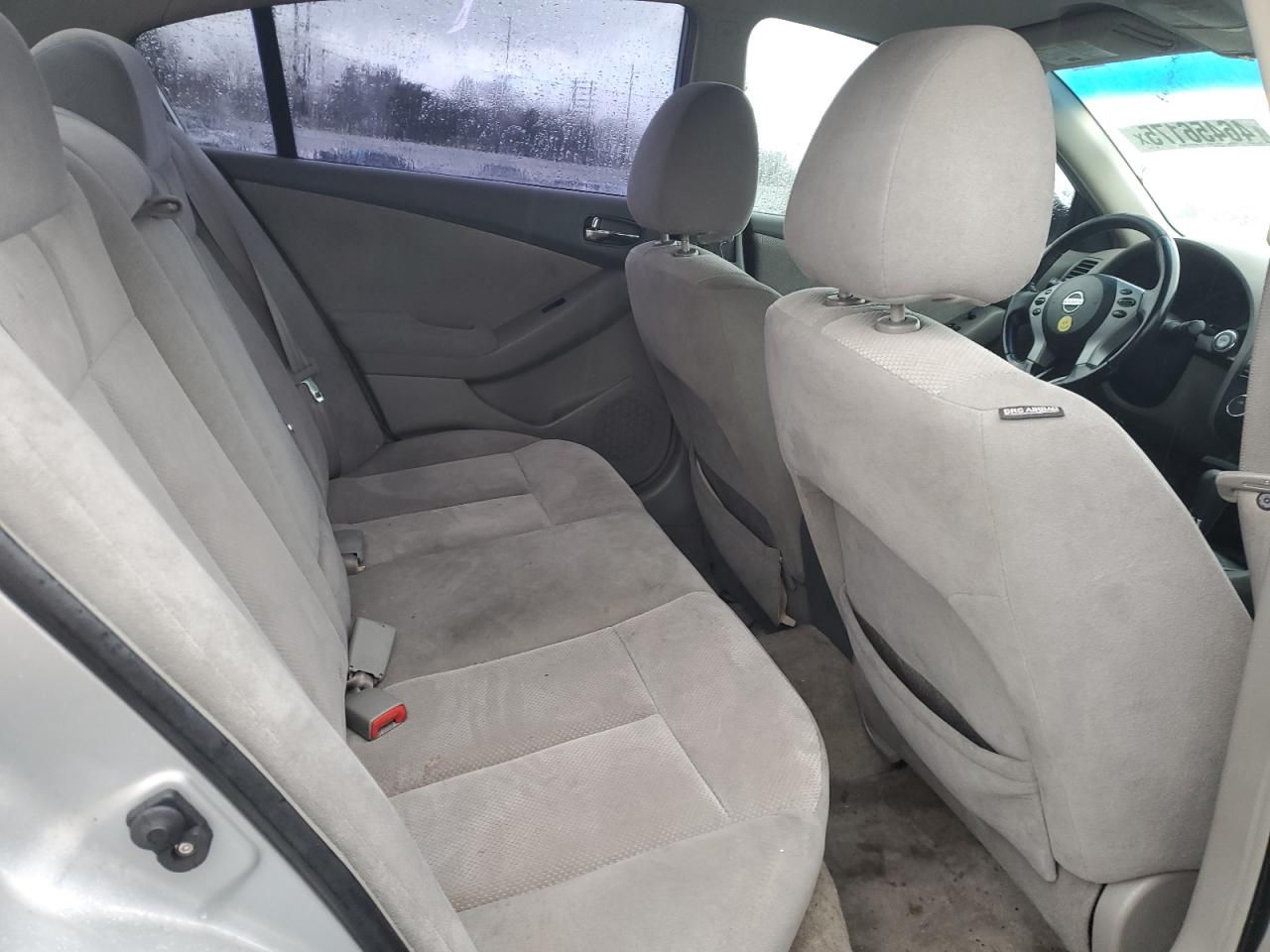 2009 Nissan Altima - Image 10