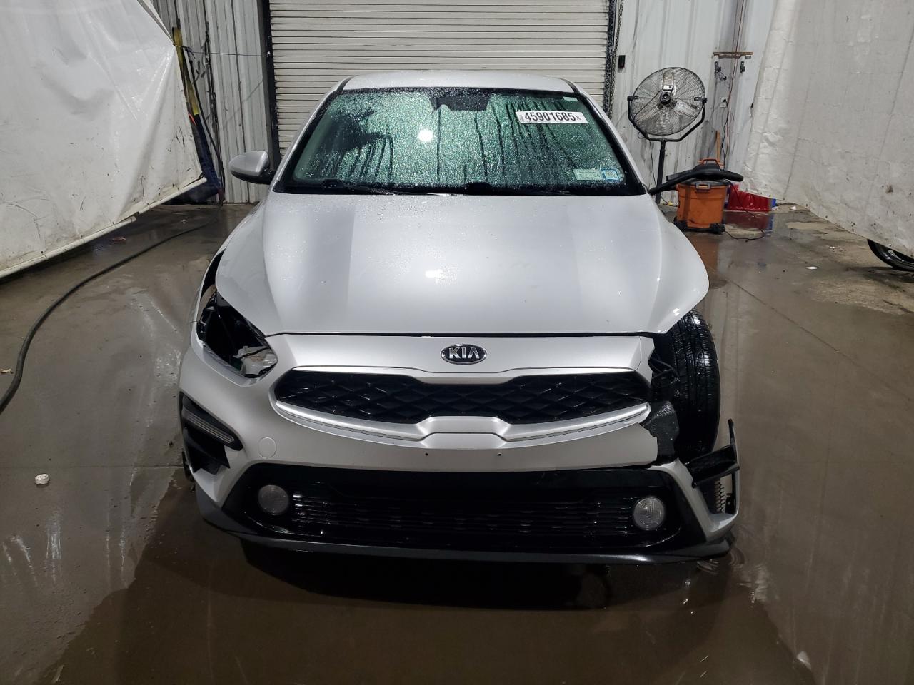 2019 Kia Forte - Image 5
