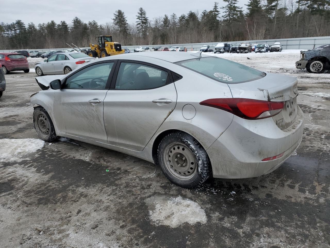2016 Hyundai Elantra - Image 2