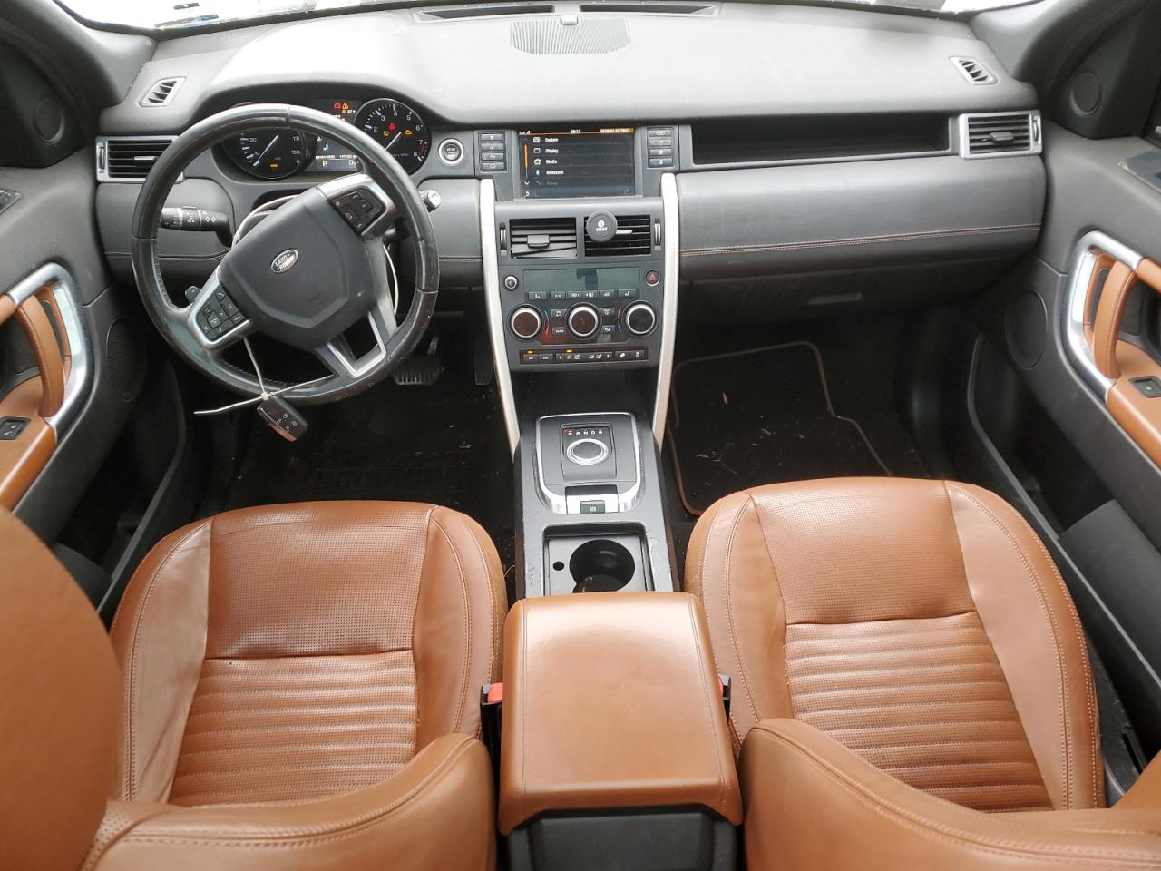 2016 Land Rover Discovery - Image 8