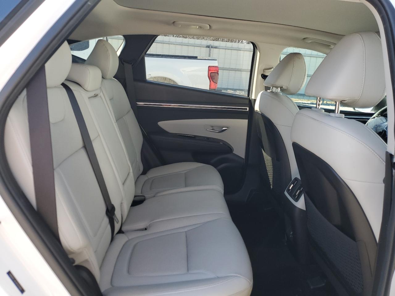 2023 Hyundai Tucson - Image 11