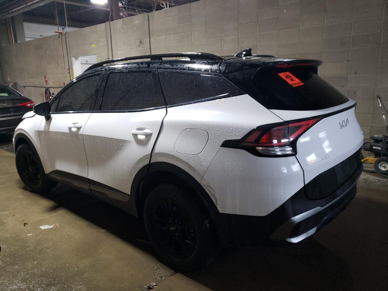 2023 Kia Sportage - Image 2