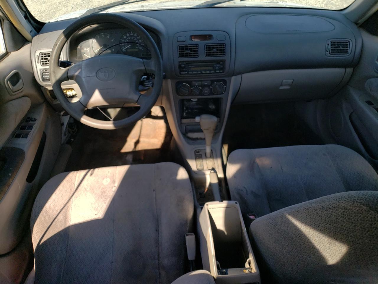 2002 Toyota Corolla - Image 8
