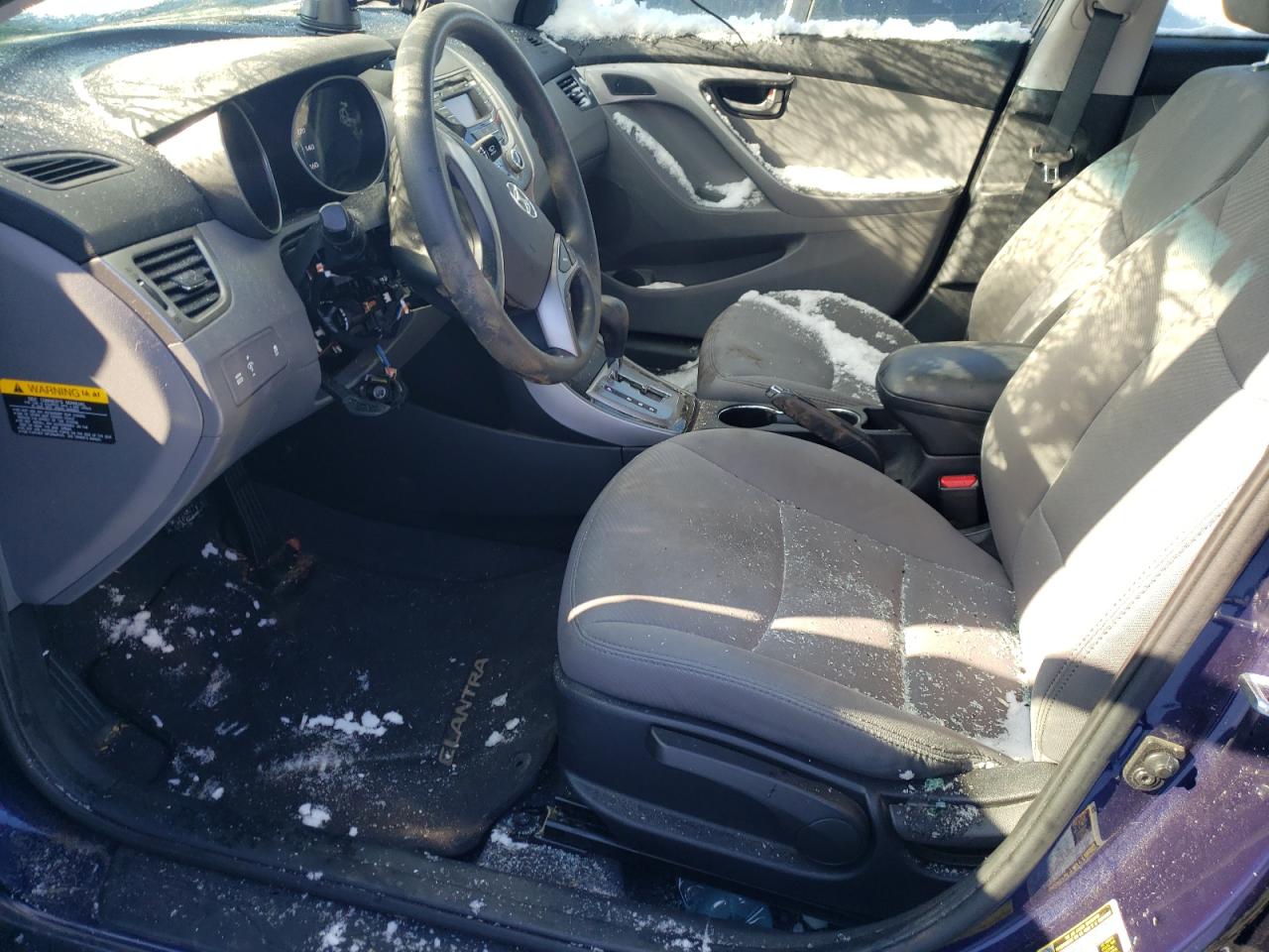 2013 Hyundai Elantra - Image 7