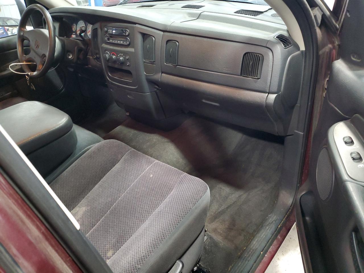 2003 Dodge RAM - Image 8