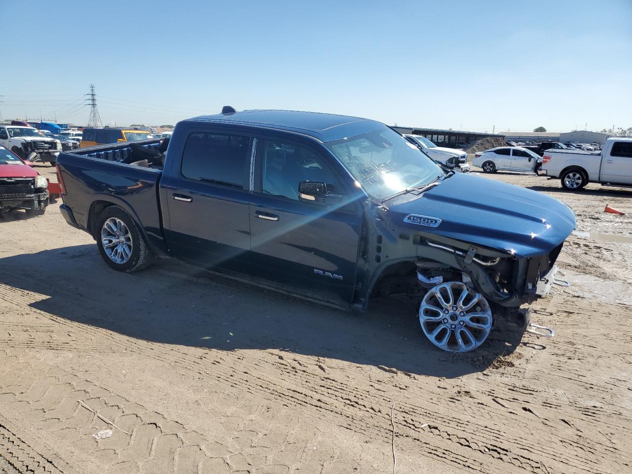 2022 RAM 1500 - Image 4