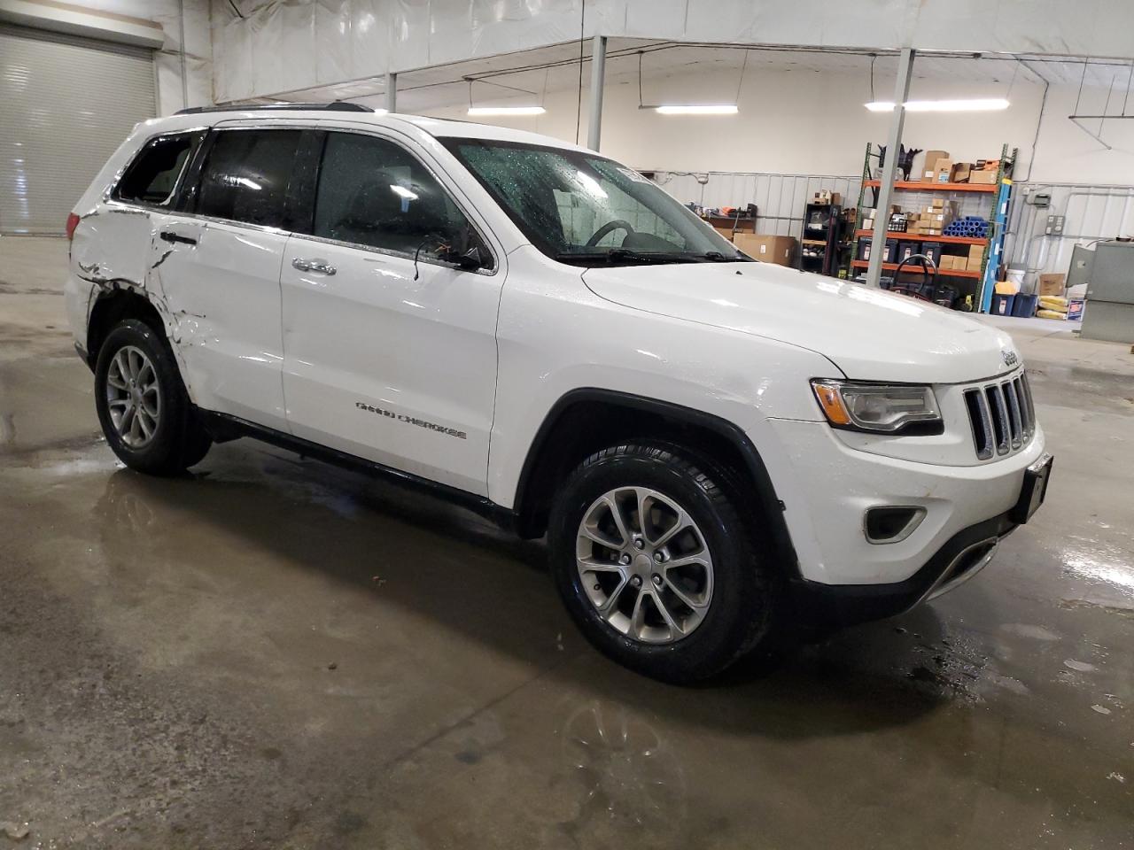2015 Jeep Grand Cherokee - Image 4