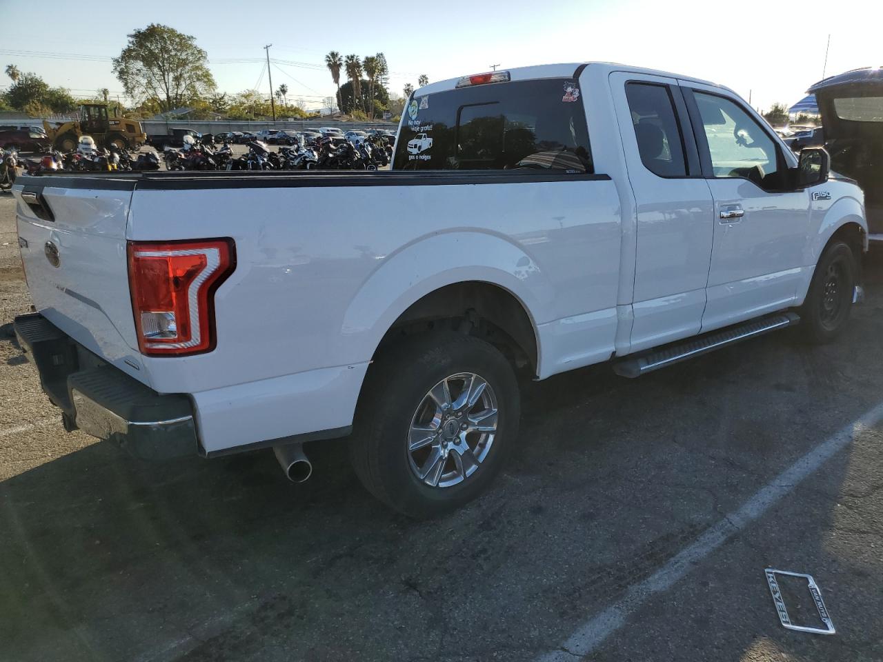 2015 Ford F-150 - Image 3