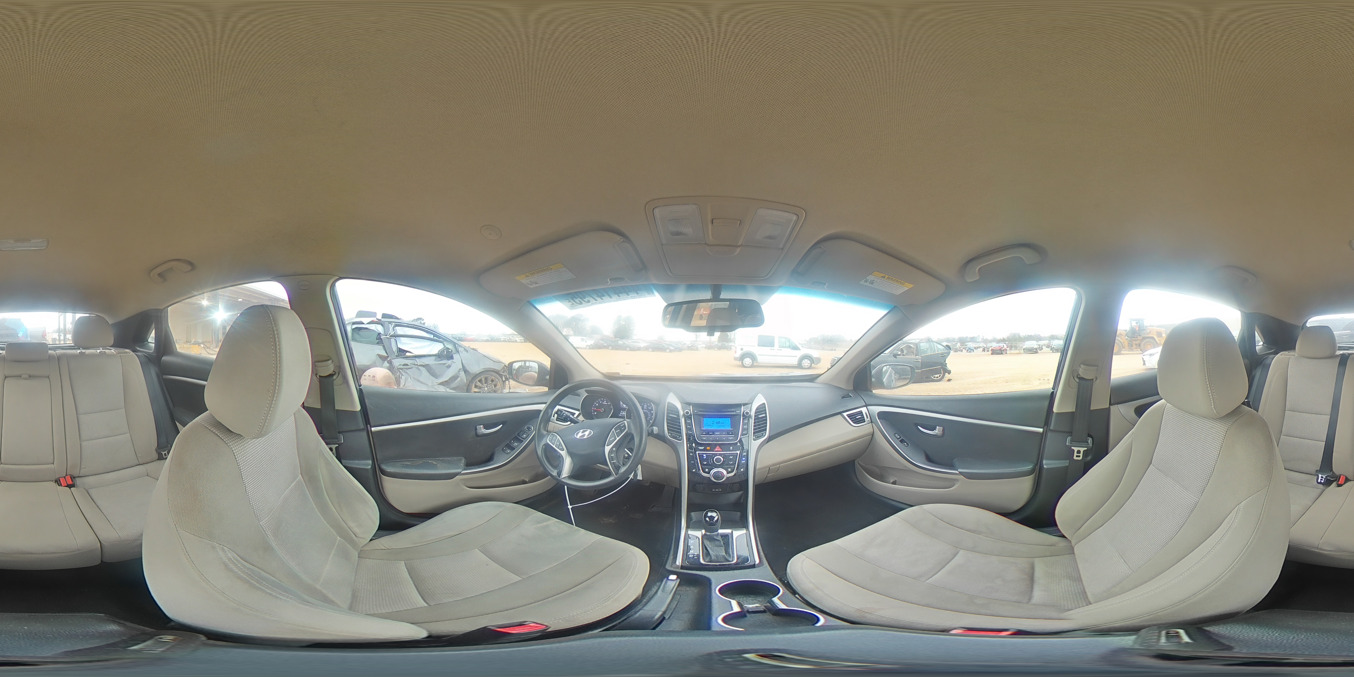 2013 Hyundai Elantra - Image 15