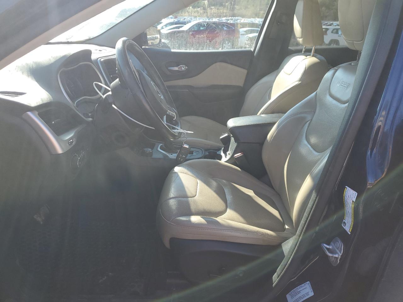 2016 Jeep Grand Cherokee - Image 7