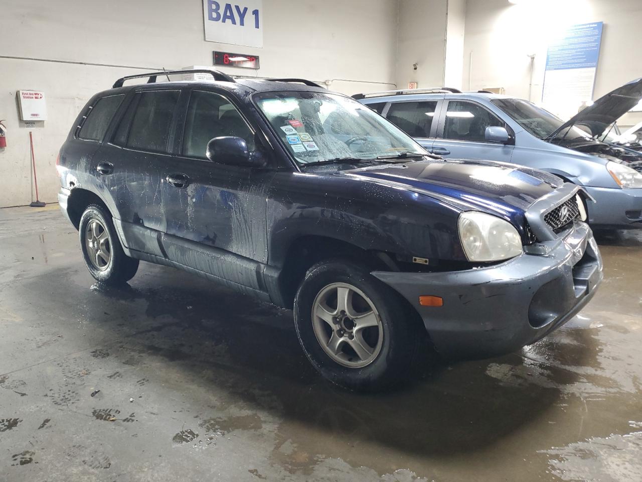 2004 Hyundai Santa Fe - Image 4