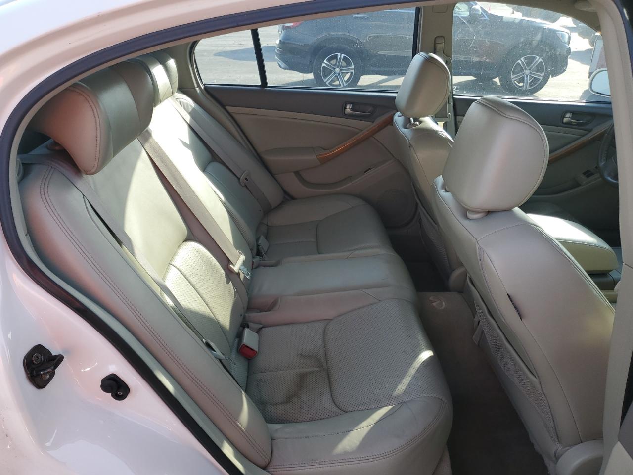 2004 Infiniti G - Image 10