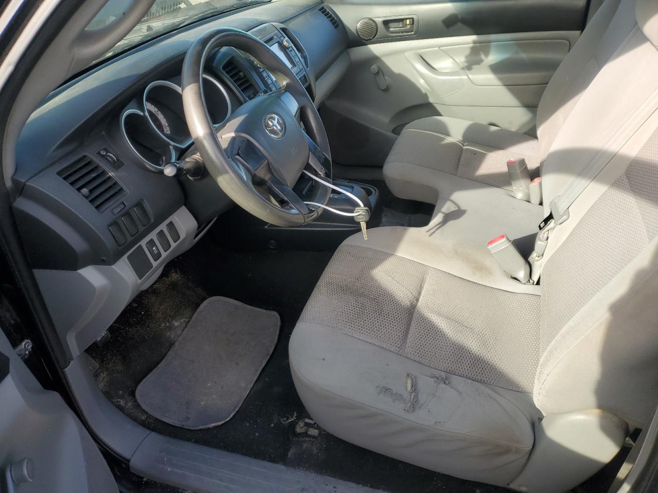 2013 Toyota Tacoma - Image 7