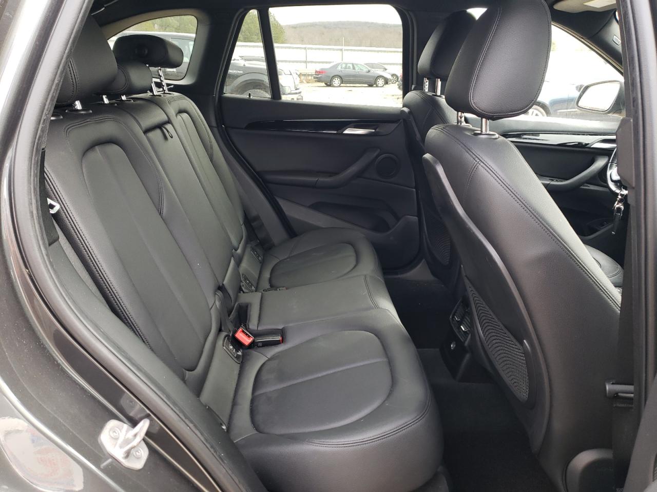 2016 BMW X1 - Image 11