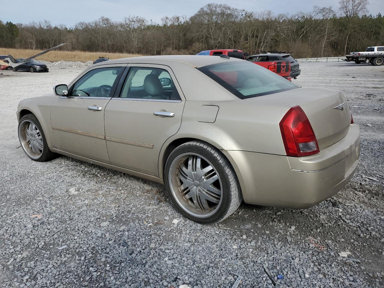 2006 Chrysler 300 - Image 2