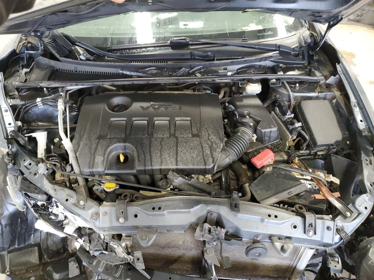 2015 Toyota Corolla - Image 12