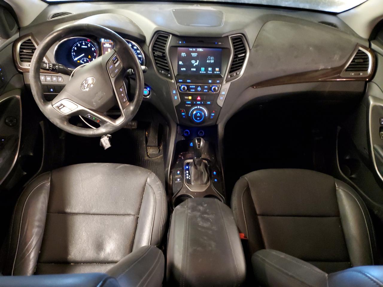 2017 Hyundai Santa Fe - Image 8